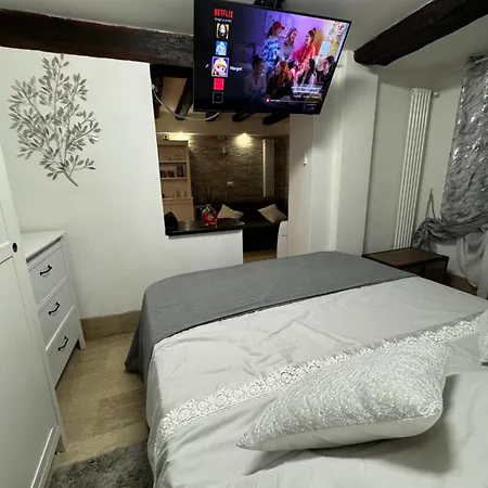 Eden Luxury - Santa Croce * Venedik
