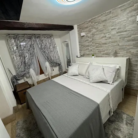 Eden Luxury - Santa Croce Daire Venedik